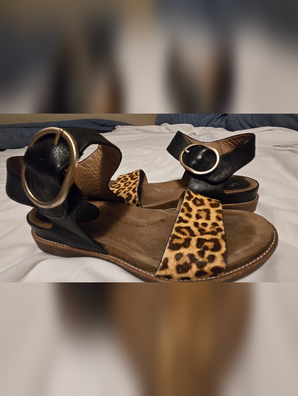 Sofft Women’s Black Leather and Leopard Ankle Strap Sandal, SIZE 9 - Picture 3 of 15